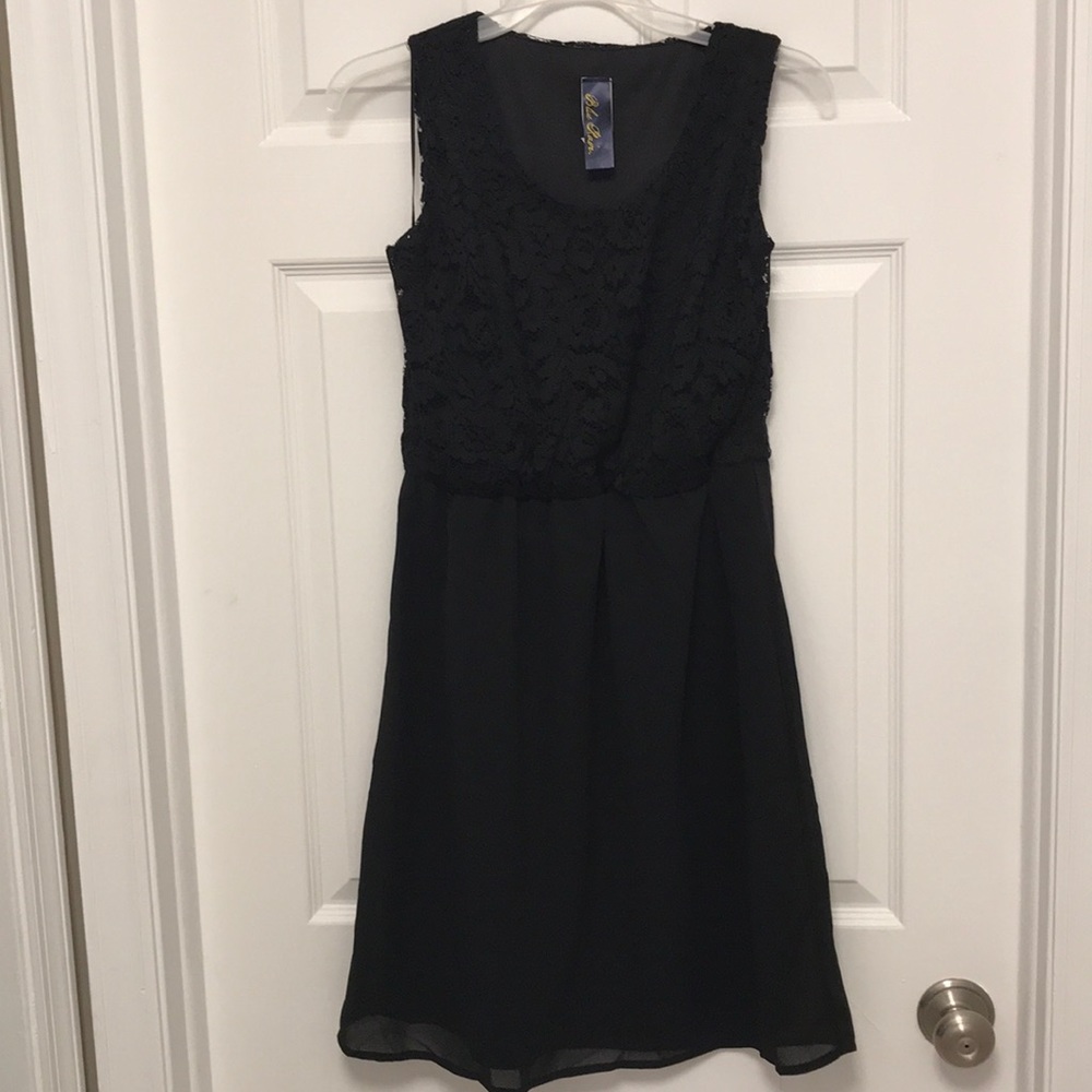NWOT Black cocktail dress with lace bodice